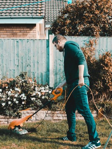 tout savoir sur l'Hauteur limite légale pour les clôtures et murs mitoyens
