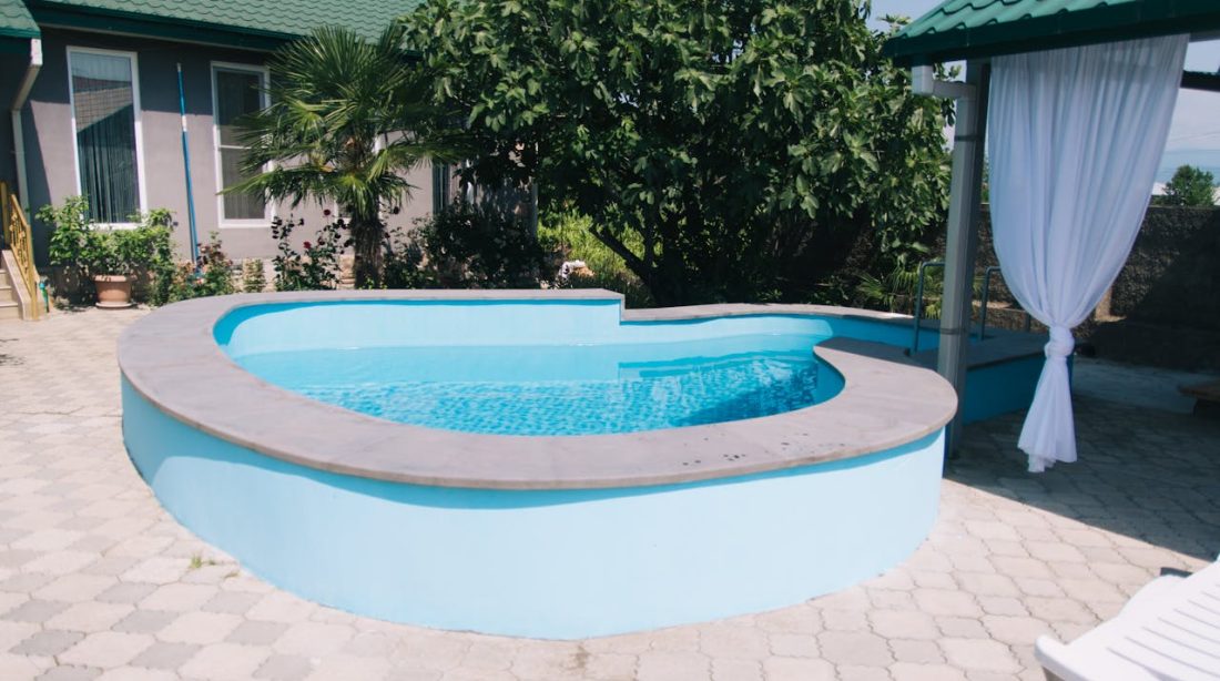 modèle adapté à votre jardin pour une Piscine hors sol ronde