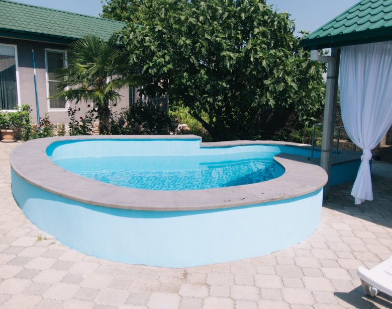 modèle adapté à votre jardin pour une Piscine hors sol ronde